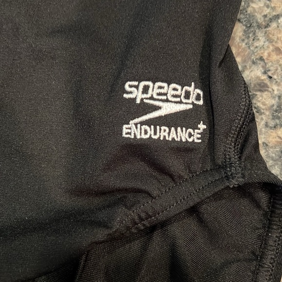 NWT Speedo Endurance+ Flyback Swimsuit, size 26 (XS) - Picture 6 of 8